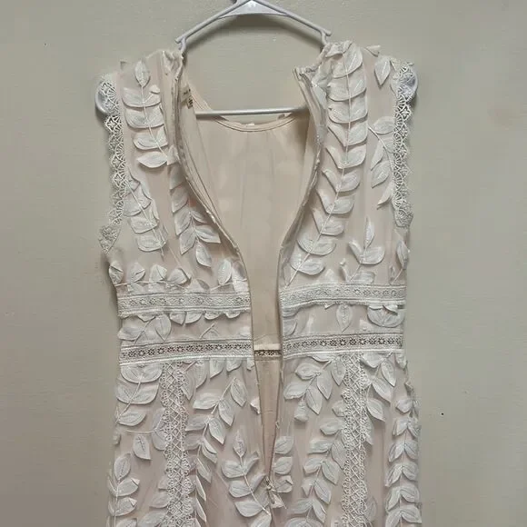 Just Me Ivory Lace Midi Dress - Picture 10 of 10